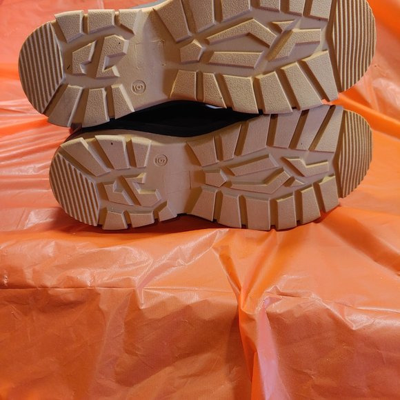 Winter boots - Picture 4 of 6